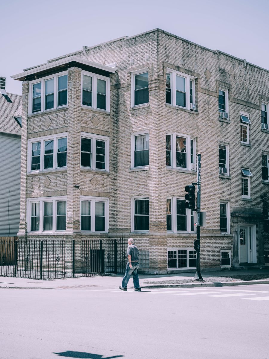 A modest Illinois home — we buy houses for cash, as-is